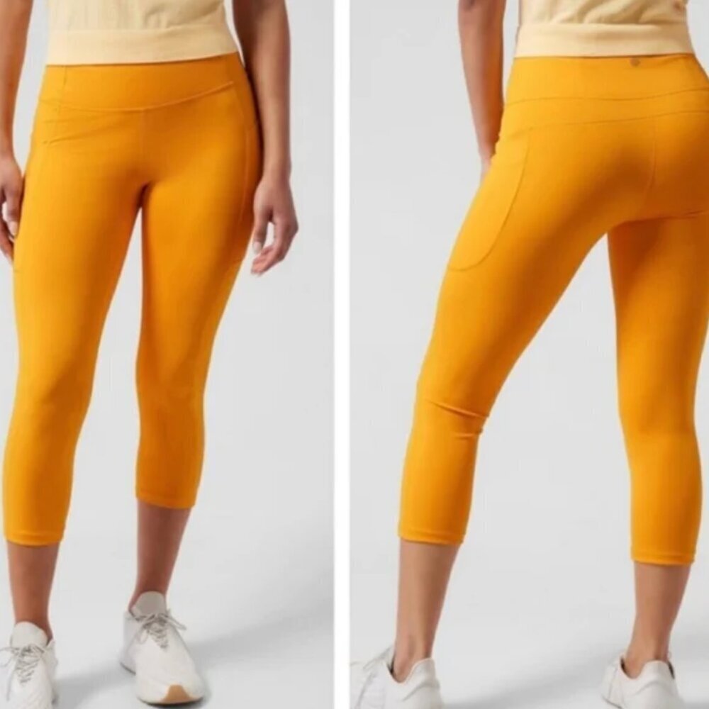 Athleta NWT Ultimate Stash II Capri Leggings Yoga Activewear Pockets Yellow, XS
